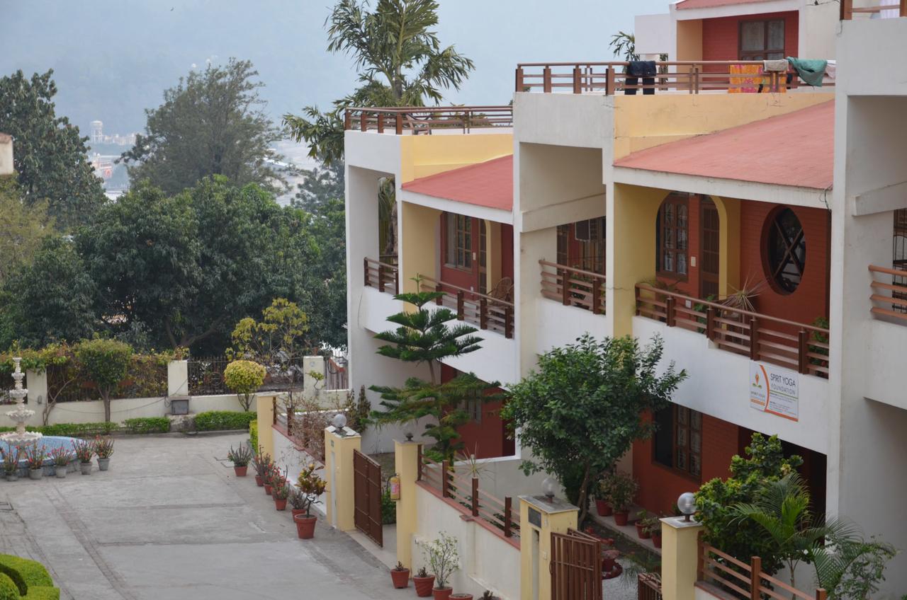 Ganga Vatika Ayurveda Bhavan Hotel Rishīkesh Buitenkant foto